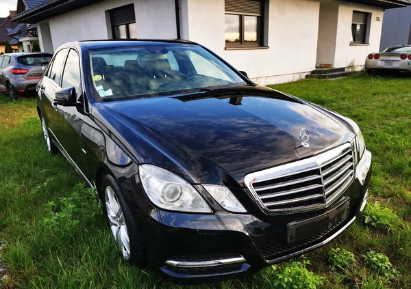 Mercedes-Benz Klasa E cena 25000 przebieg: 266000, rok produkcji 2012 z Łuków małe 79